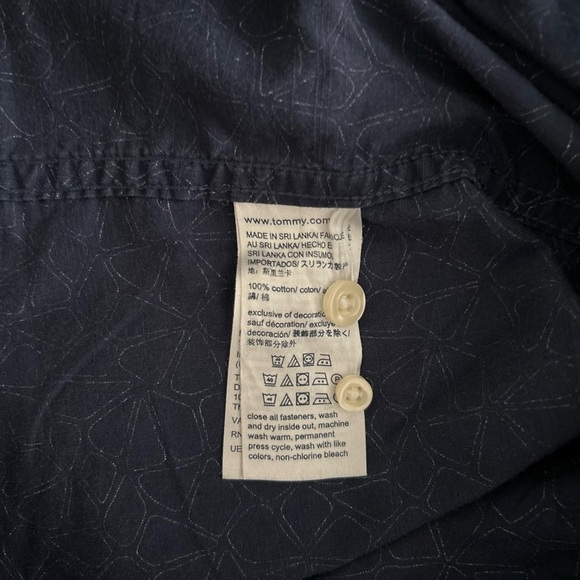 Tommy Hilfiger Men’s 100% Cotton Navy Geometric Shirt | Modern Fit Casual Style - Picture 7 of 10